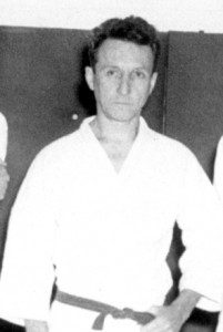 1916-201x300-201x300